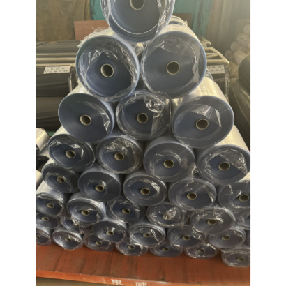 PVC塑膠布分條後成品捲料，塑膠布加工供應商大量出貨